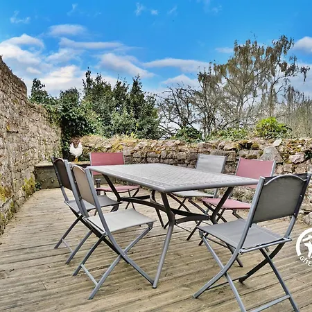 Des Cinq Tours Holiday home