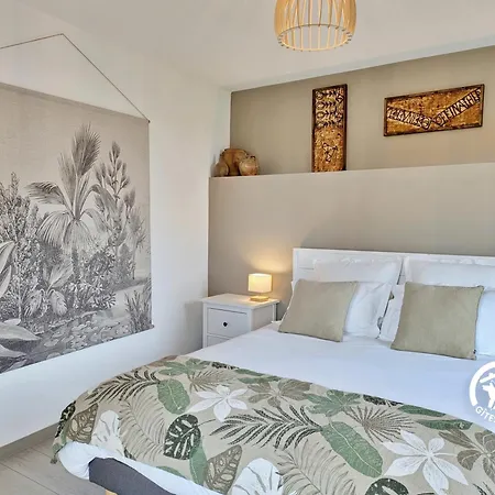 Holiday home Des Cinq Tours