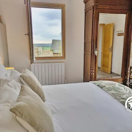 Des Cinq Tours Holiday home