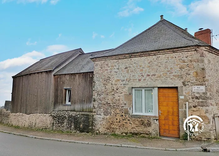 Des Cinq Tours Nyaraló