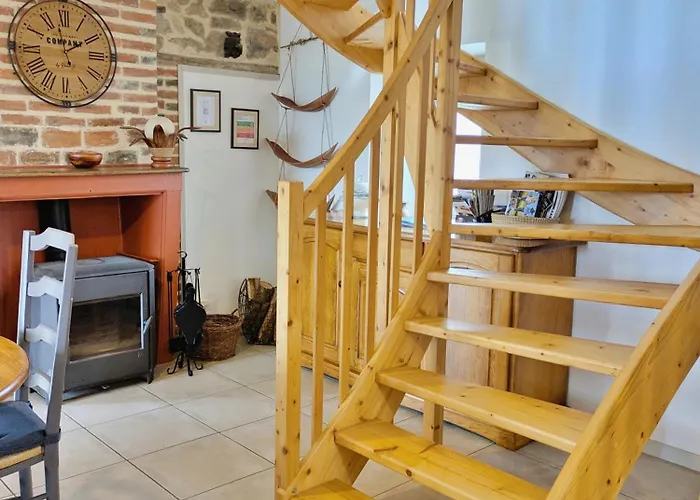 Des Cinq Tours Nyaraló Sainte-Suzanne